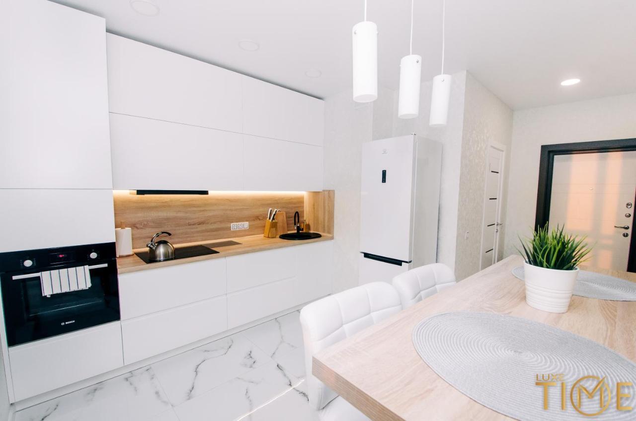 Bright Apartment 9Th Floor Lxt By กรอดโน ภายนอก รูปภาพ