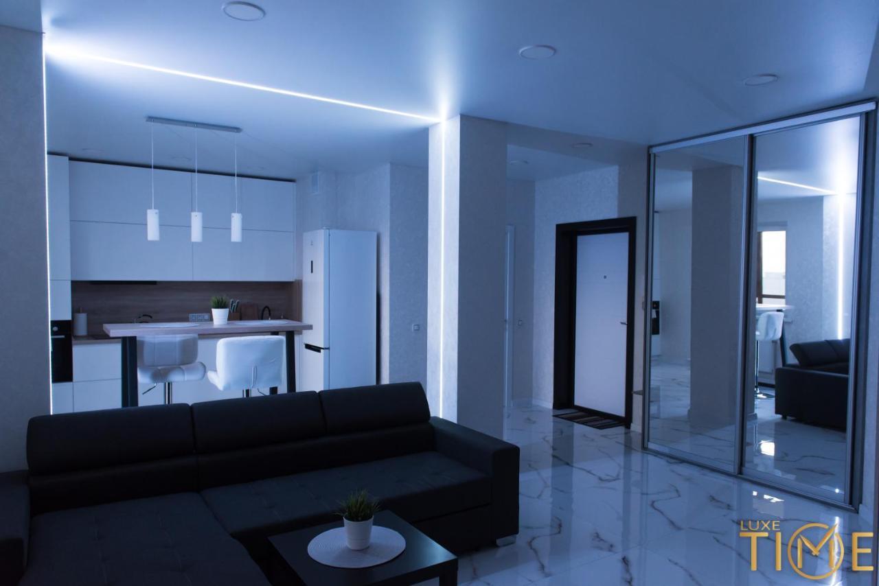 Bright Apartment 9Th Floor Lxt By กรอดโน ภายนอก รูปภาพ