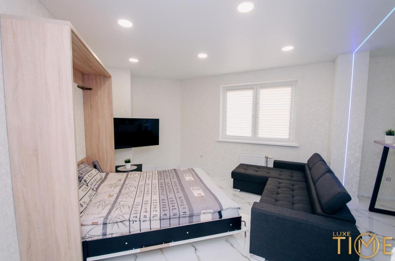 Bright Apartment 9Th Floor Lxt By กรอดโน ภายนอก รูปภาพ