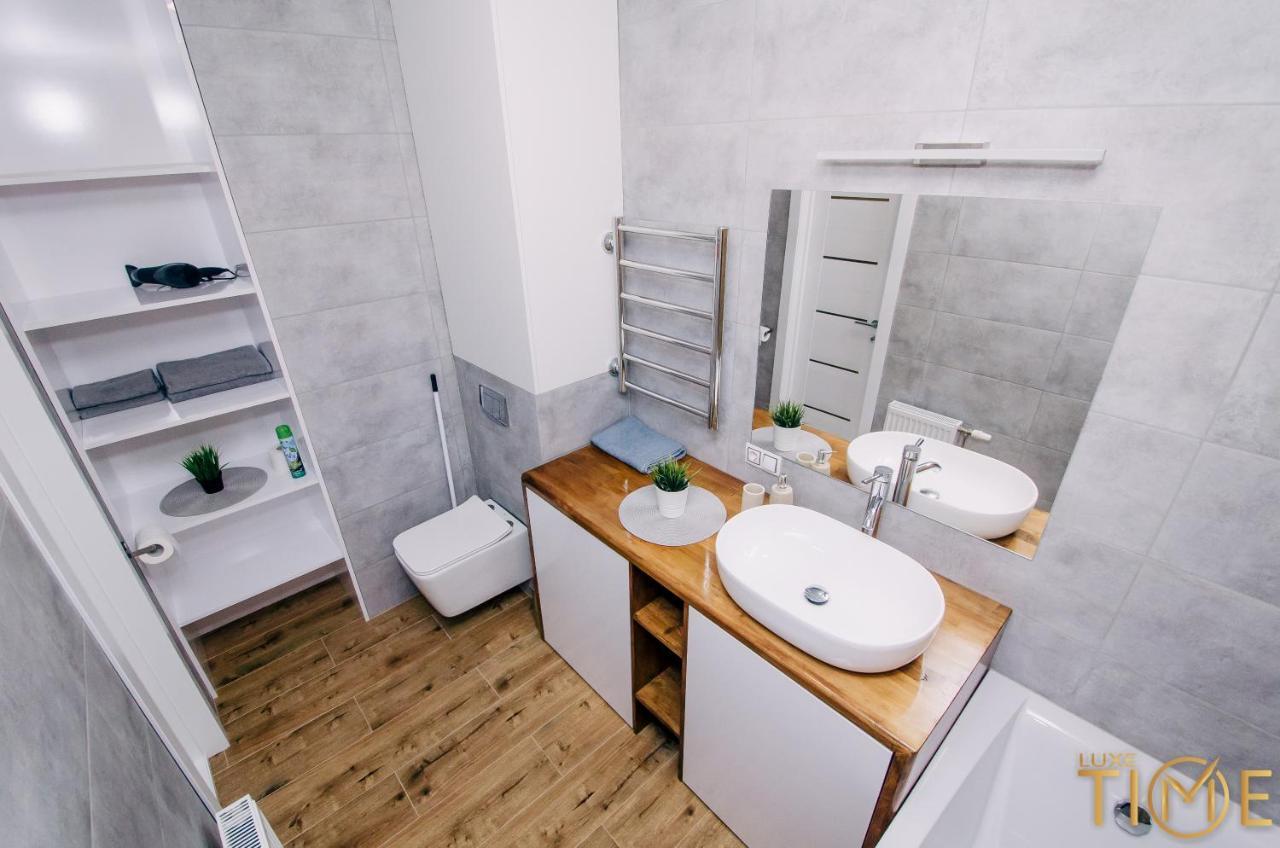 Bright Apartment 9Th Floor Lxt By กรอดโน ภายนอก รูปภาพ